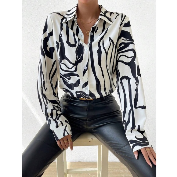 Abstract Print Button Down Collared Long Sleeve Dress Shirt Top Black Off White - Picture 2 of 8